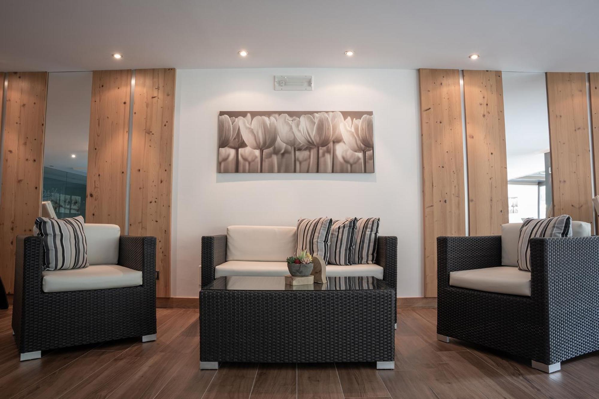 The Laurin Small & Charming Selva di Val Gardena Exterior foto